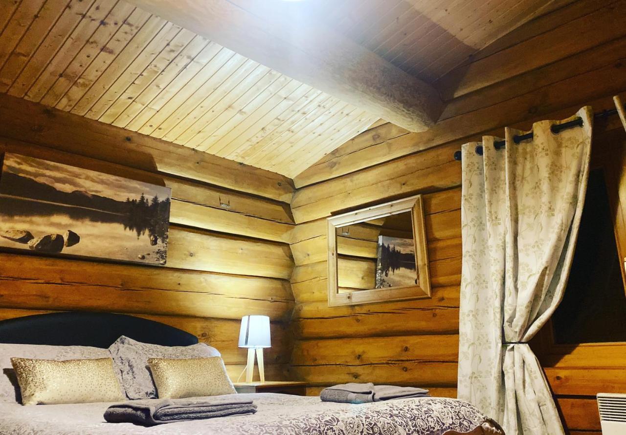 Log Home Village Алверстон Екстер'єр фото